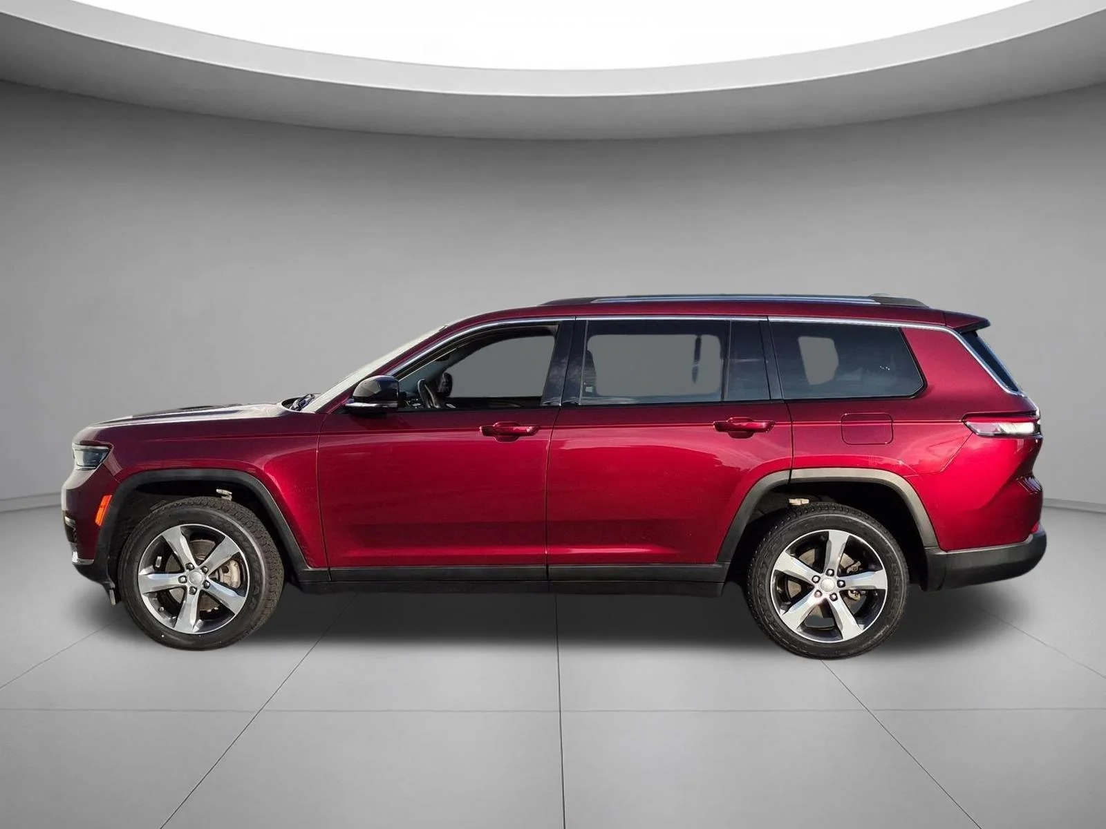 Used 2021 Velvet Red Pearlcoat Jeep Limited image 2