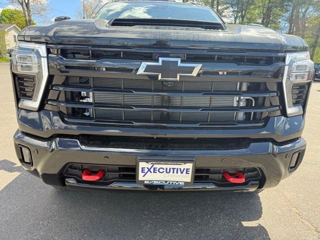 New 2026 Black Chevrolet LT image 9