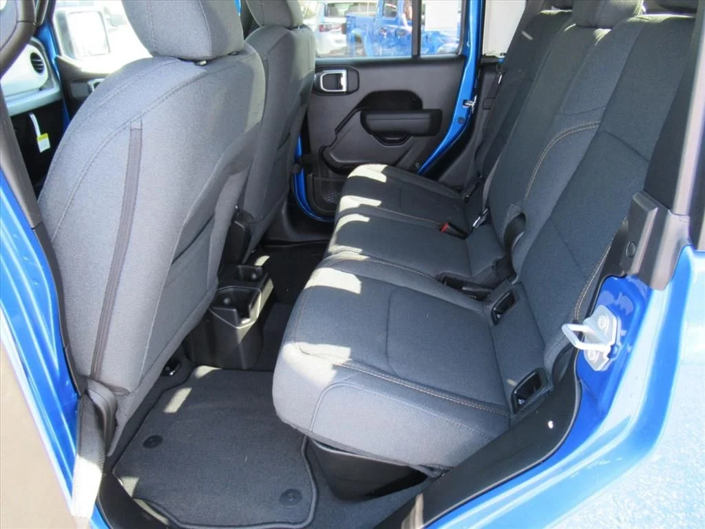 New 2026 Hydro Blue Pearl-Coat Exterior Paint Jeep Sport S image 29