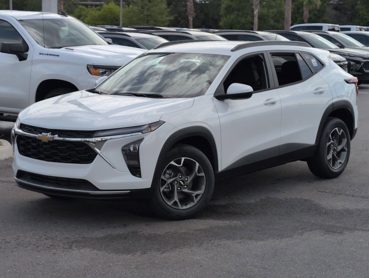 2026 Chevrolet Trax LT's photo