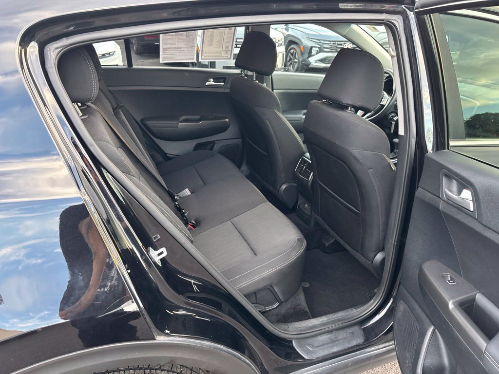 Used 2020 Red Kia LX image 24