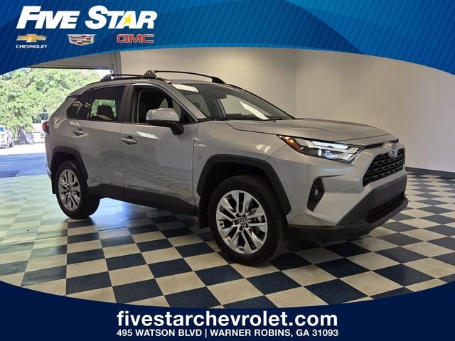 2025 Toyota RAV4 XLE Premium
