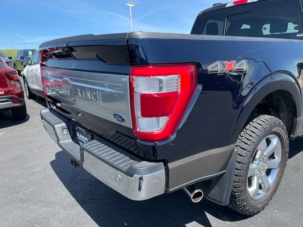 Used 2023 Antimatter Blue Metallic Ford King Ranch image 34