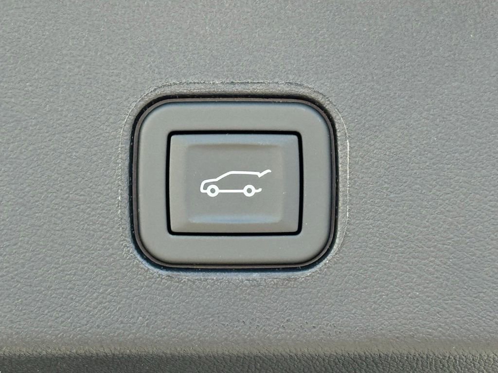2026 Cadillac LYRIQ Luxury - Photo 35