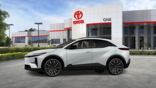 New 2026 Wind Chill Pearl <sup>1</sup> Toyota  XSE image 6