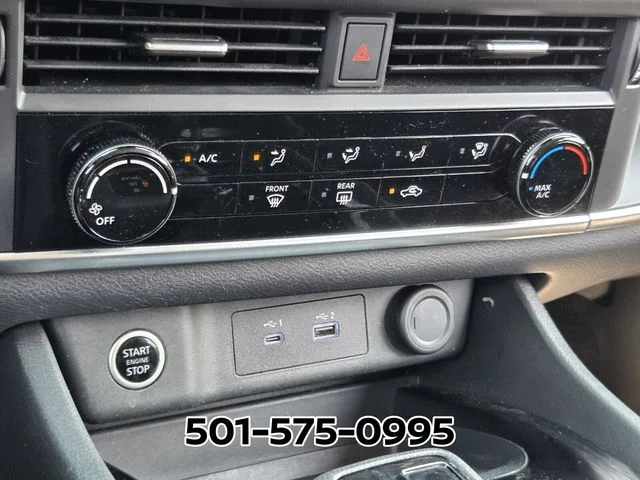 Used 2023 White Nissan S image 24