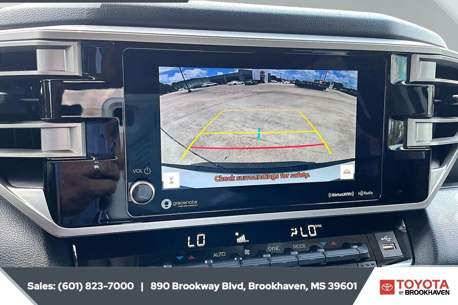 Used 2024 Ice Cap Toyota SR5 image 15