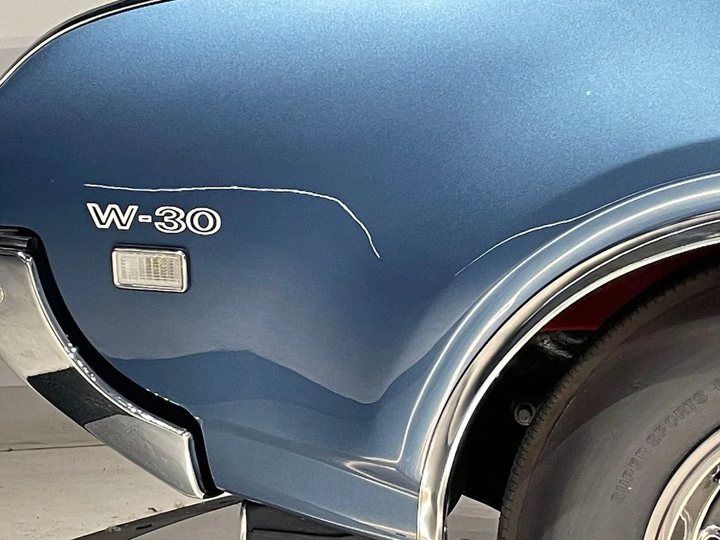 Used 1969  Oldsmobile  image 16
