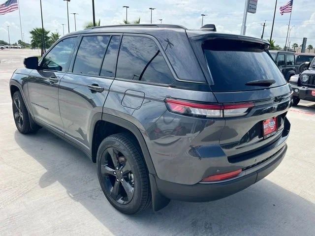 Used 2026 Gray Jeep Limited image 4