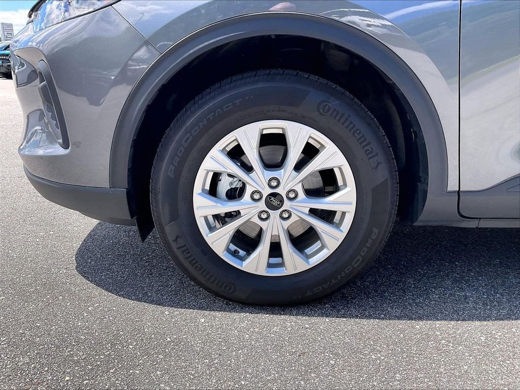 Used 2025 Carbonized Gray Metallic Ford Active image 7