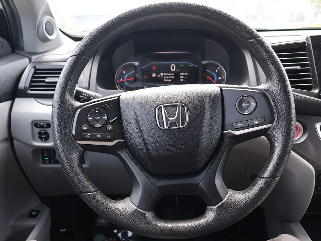 Used 2021 Silver Honda EX image 33