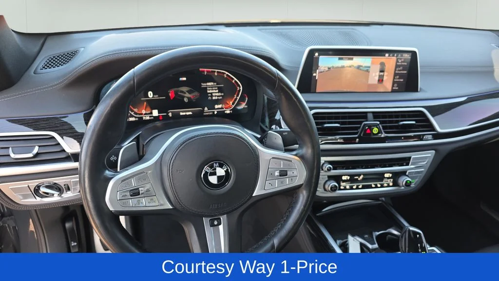 Used 2021 Gray BMW 740i image 12