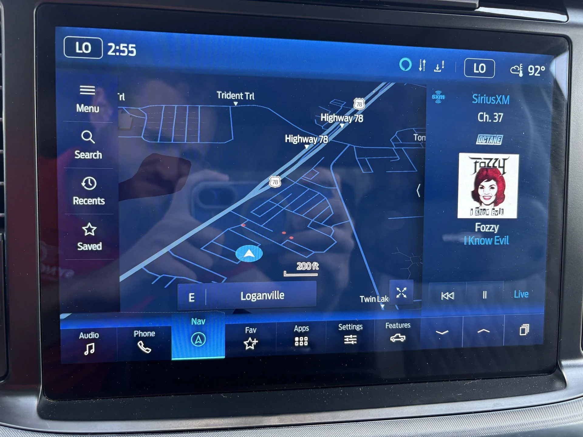 Used 2022 Silver Metallic Ford Limited image 3