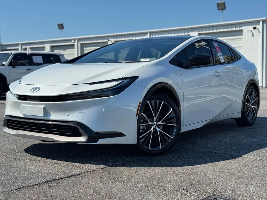 New 2026 Wind Chill Pearl Toyota Limited image 6