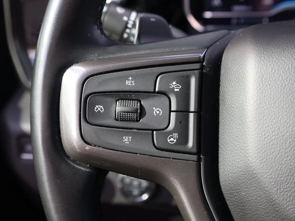 Used 2024 Gray Chevrolet ZR2 image 37