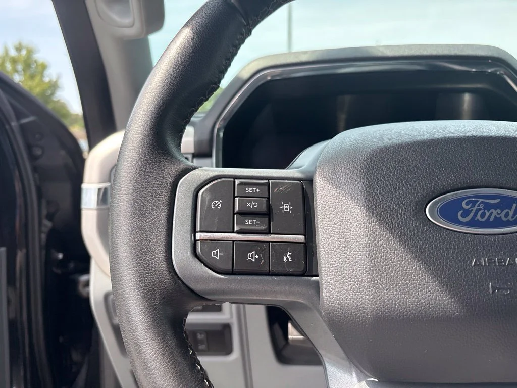 Used 2023 Black Ford XLT image 21