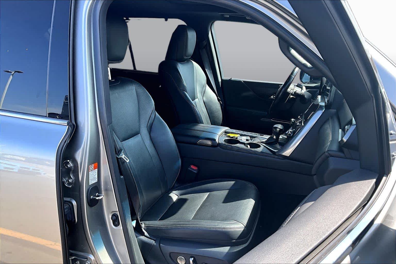 Pre-Owned 2022 Lexus LX 600 Luxury