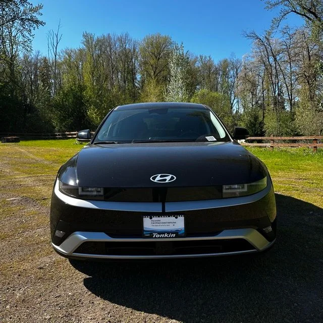 Certified 2025 Hyundai IONIQ 5 SE with VIN 7YAKMDDC6SY018833 for sale in Gladstone, OR