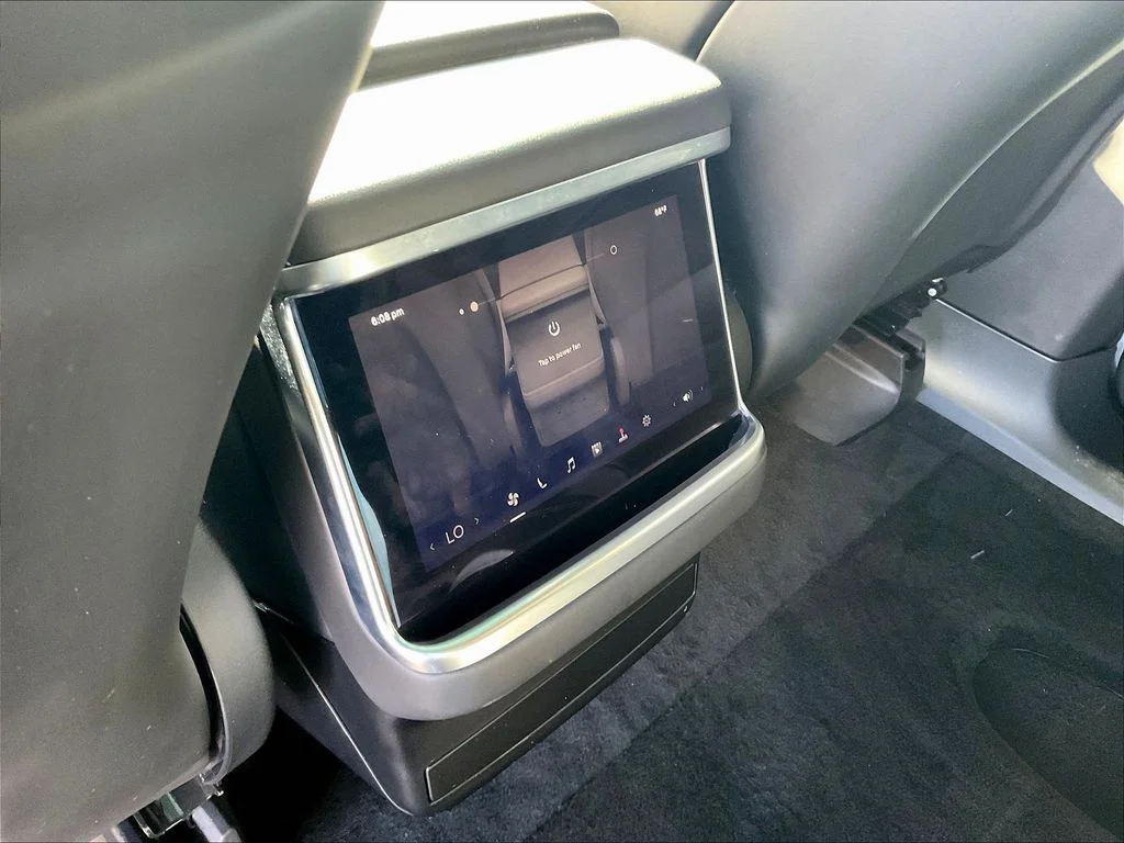 Used 2022  Tesla Plaid image 10