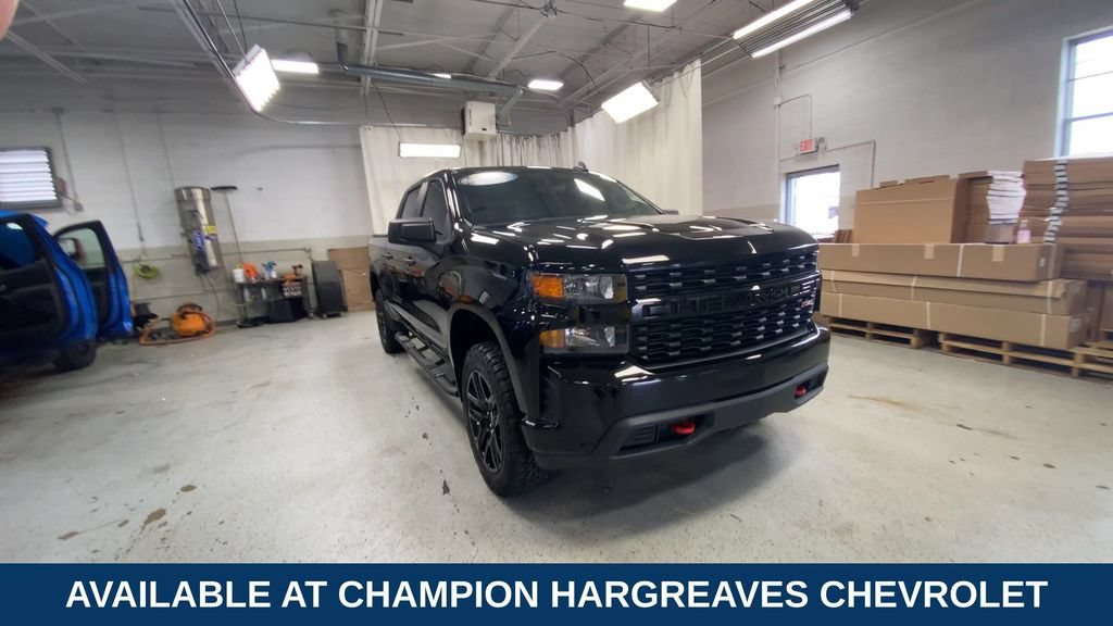 Used 2022 BLACK Chevrolet Custom Trail Boss image 3