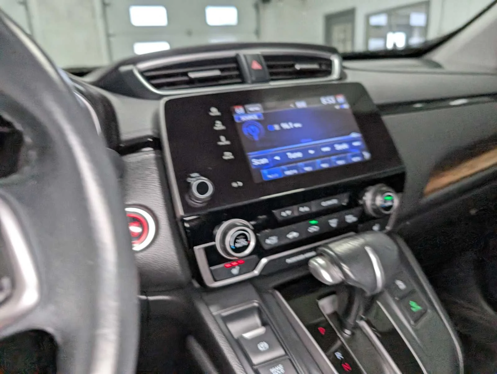 Used 2020 Lunar Silver Metallic Honda EX-L image 31