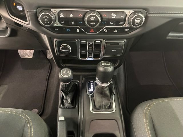 Used 2025 White Jeep Sahara 4xe image 21