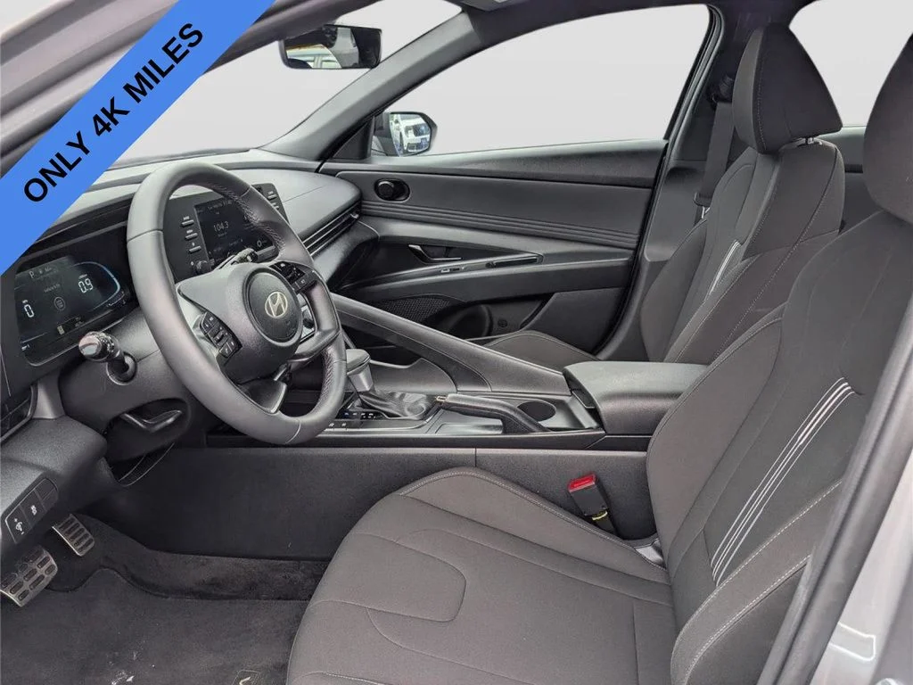Used 2026 Silver Hyundai SEL Sport image 14