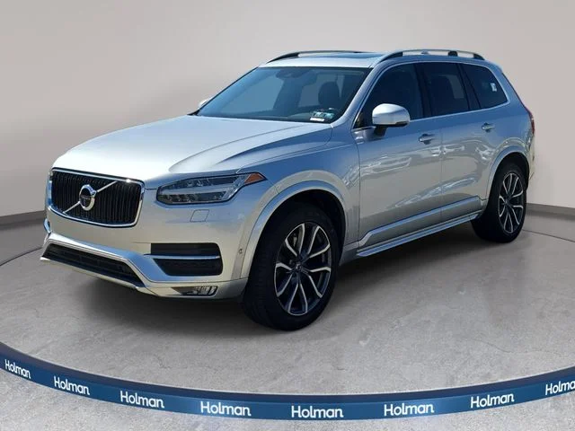 Used 2017 Silver Volvo T6 Momentum image 1