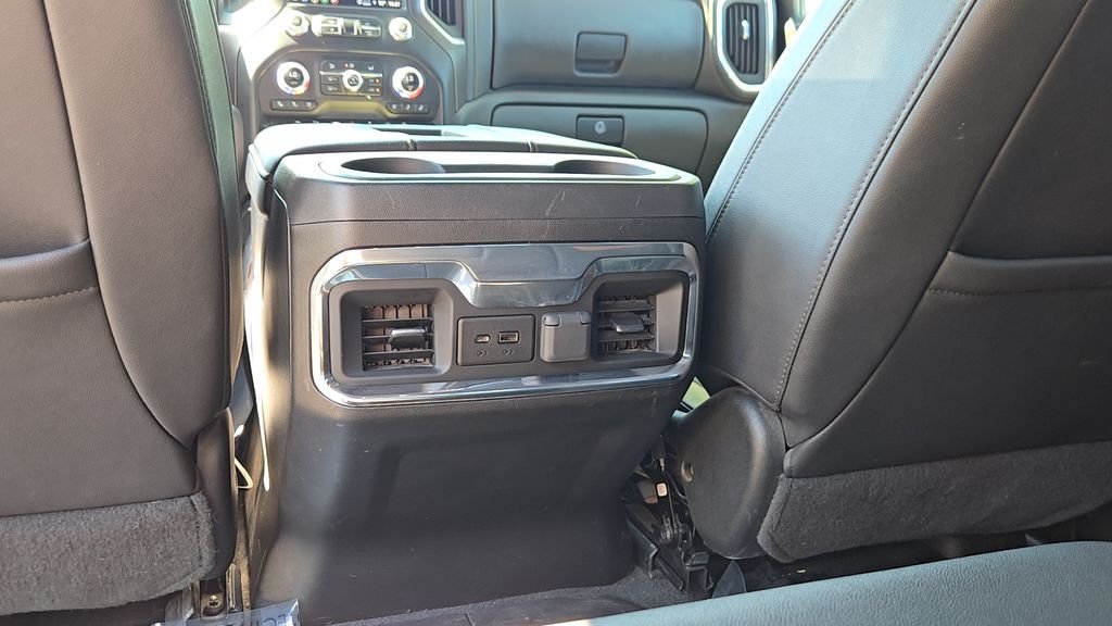 Used 2022 White GMC AT4 image 23