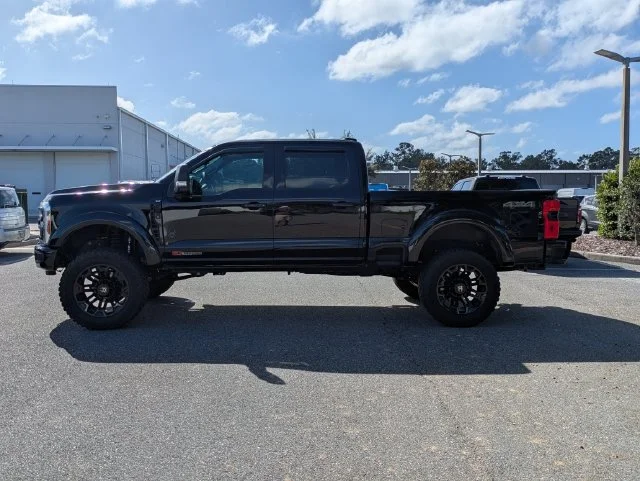 Used 2025 Black Metallic Ford XLT image 6