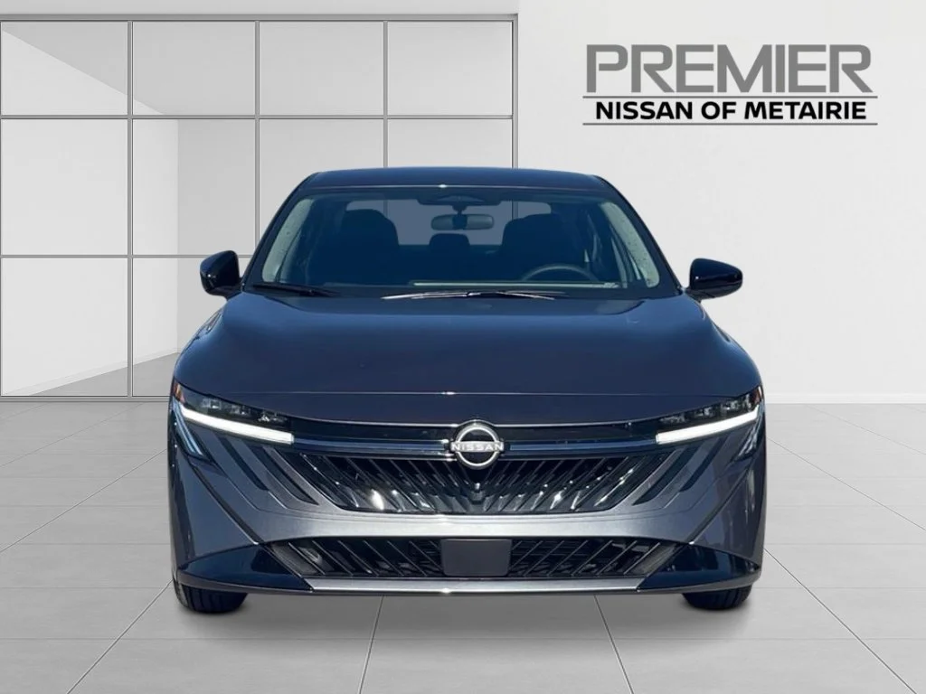 New 2027 Gray Nissan S image 8