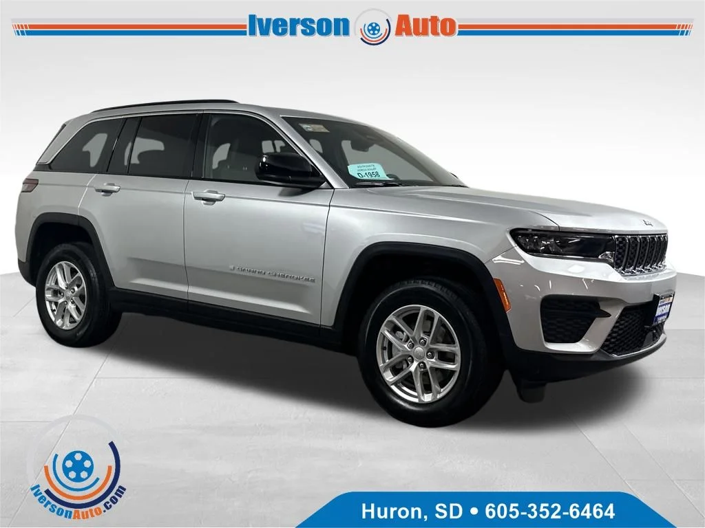 Grand Cherokee | Iverson Chrysler Center