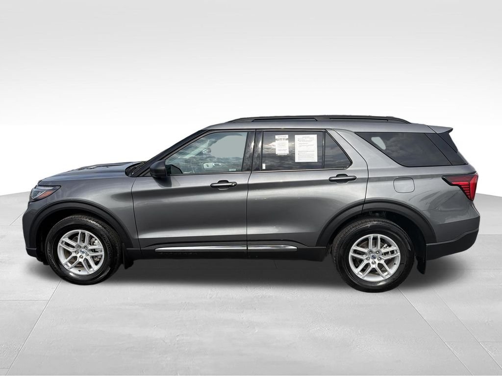Used 2025 Gray Ford Active image 2