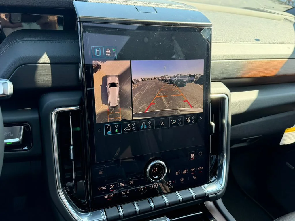 2026 GMC Yukon Denali - Photo 47