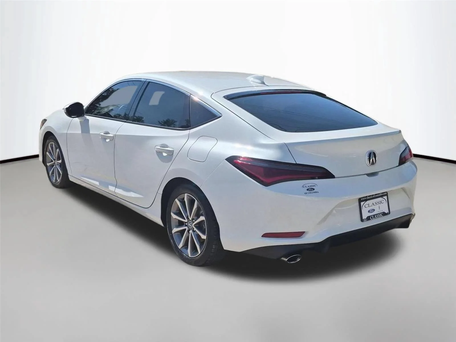Used 2024 Platinum White Pearl Acura  image 3