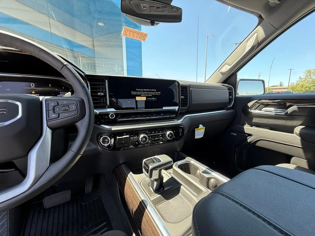 New 2026 Onyx Black GMC Elevation image 23