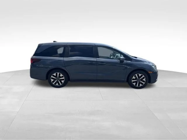 Used 2025  Honda EX-L image 6