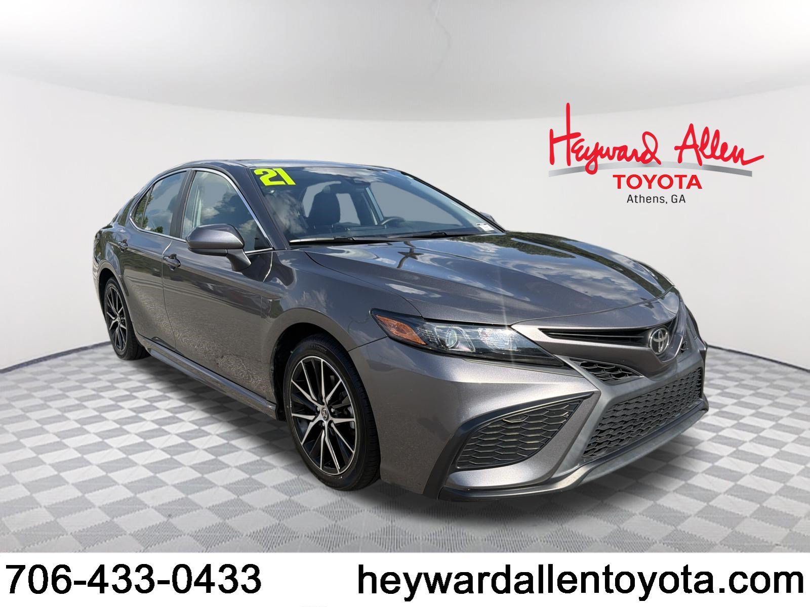 Used 2021 Predawn Gray Mica Toyota SE image 1