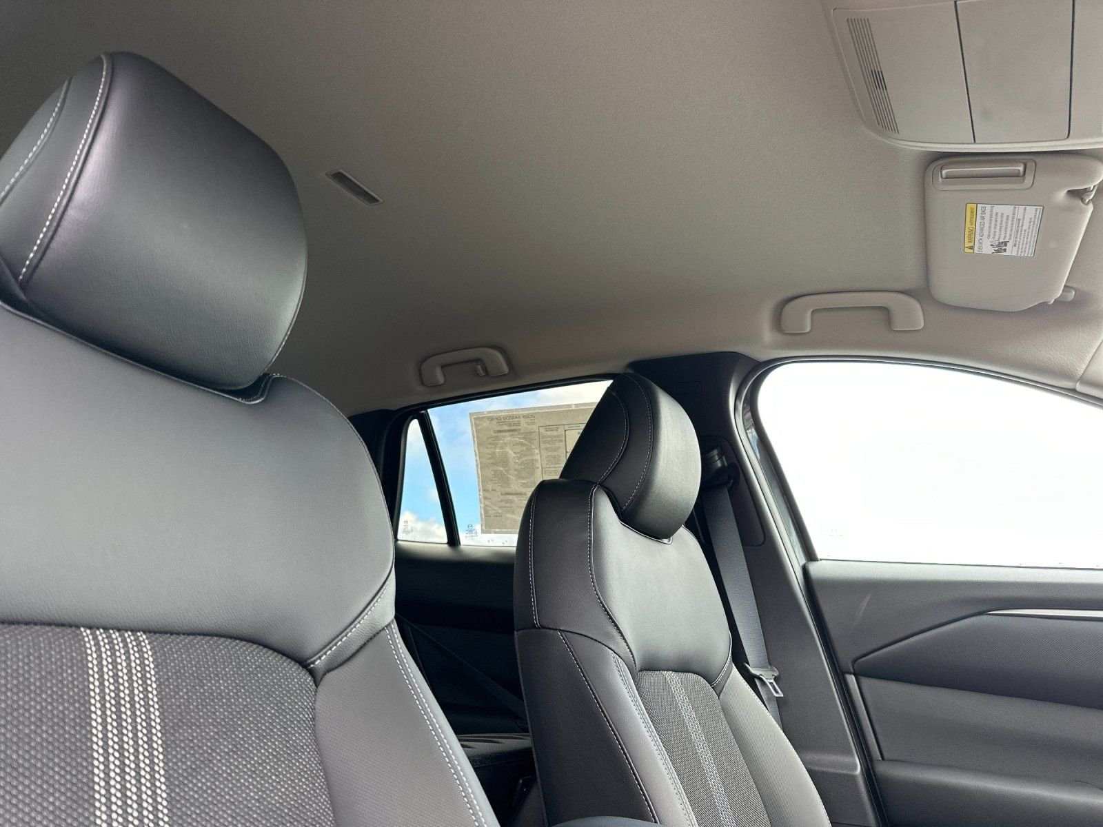 2025 Mazda CX-50 Preferred - Photo 16