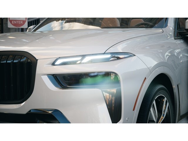 New 2027 Brooklyn Grey Metallic BMW xDrive40i image 6