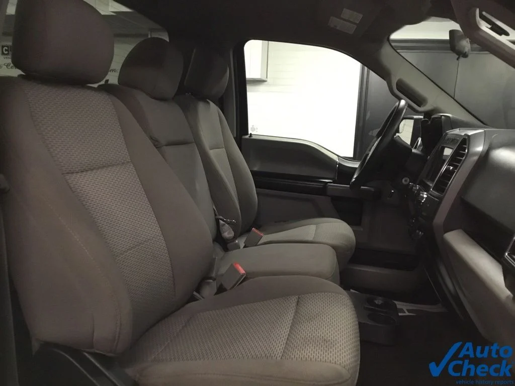 Used 2019 Blue Ford XLT image 28