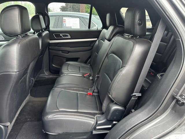Used 2017 Gray Ford XLT image 20