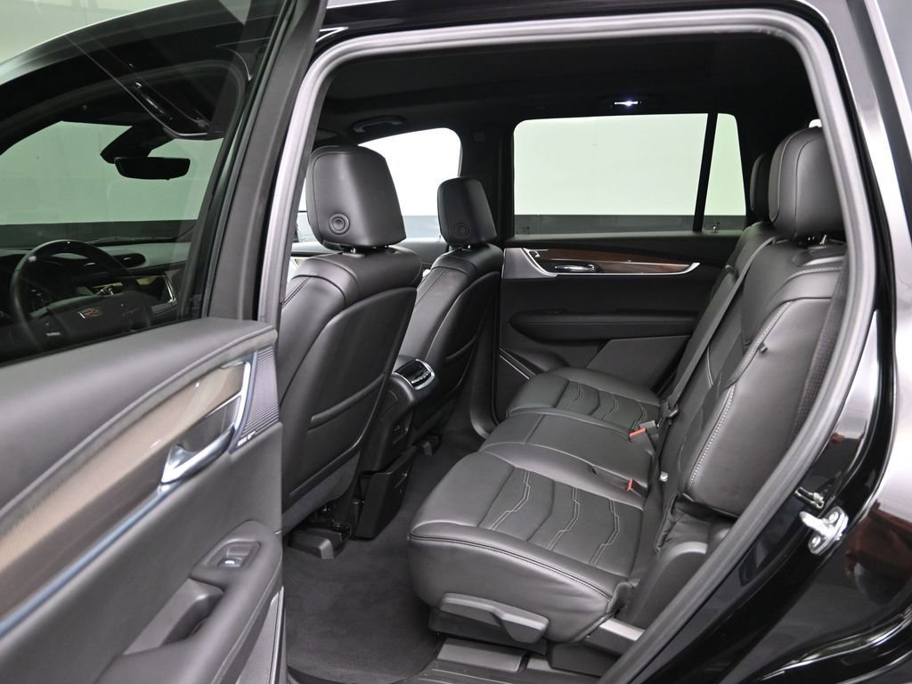 2025 Cadillac XT6 Sport - Photo 11