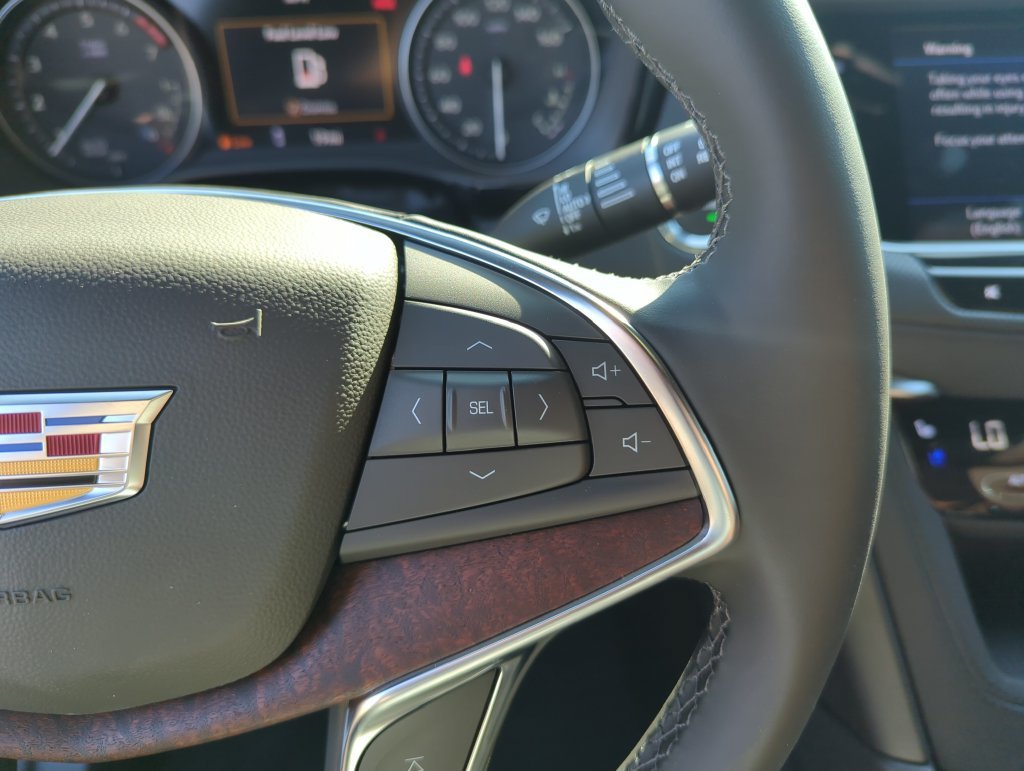 New 2026 Crystal White Tricoat Cadillac Premium Luxury image 23