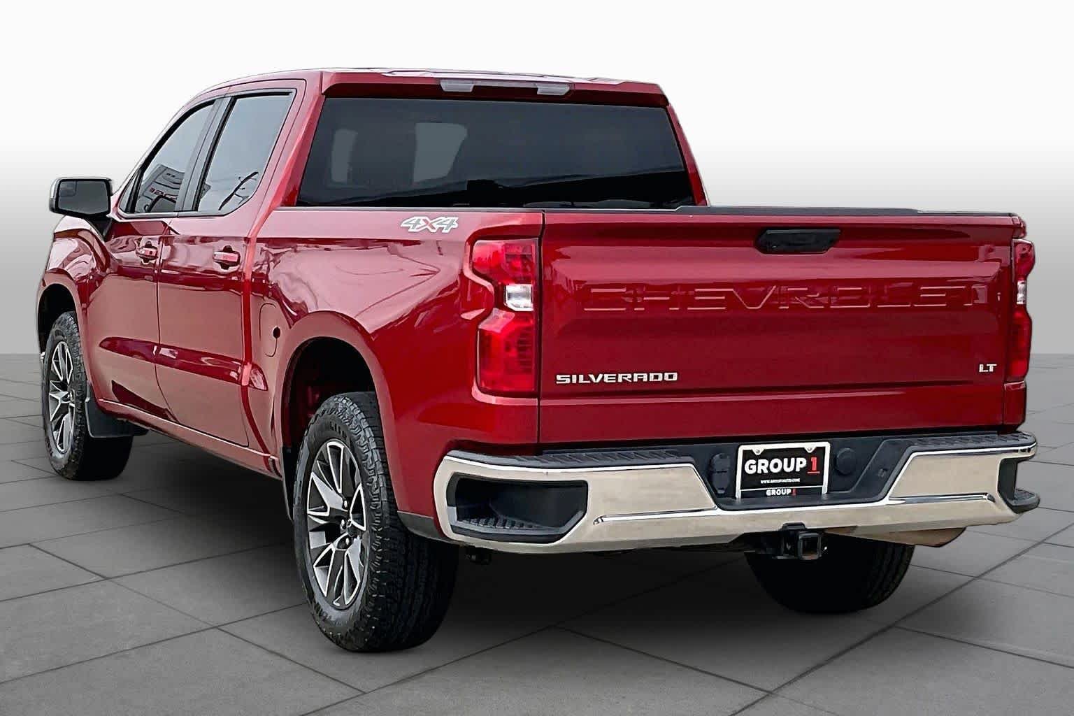 Used 2023 Radiant Red Tintcoat Chevrolet LT image 12