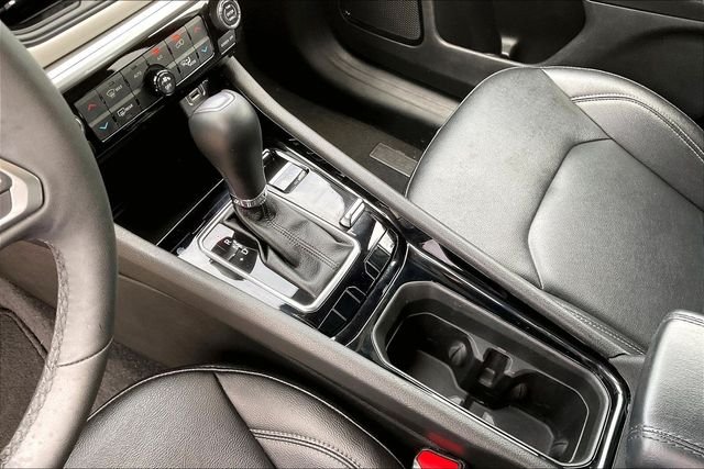 Used 2025 White Jeep Limited image 13