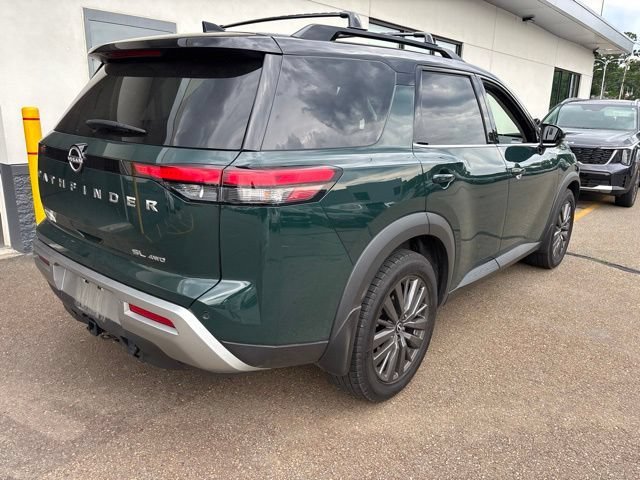 Used 2023 Obsidian Green Pearl/Super Black Nissan SL image 5