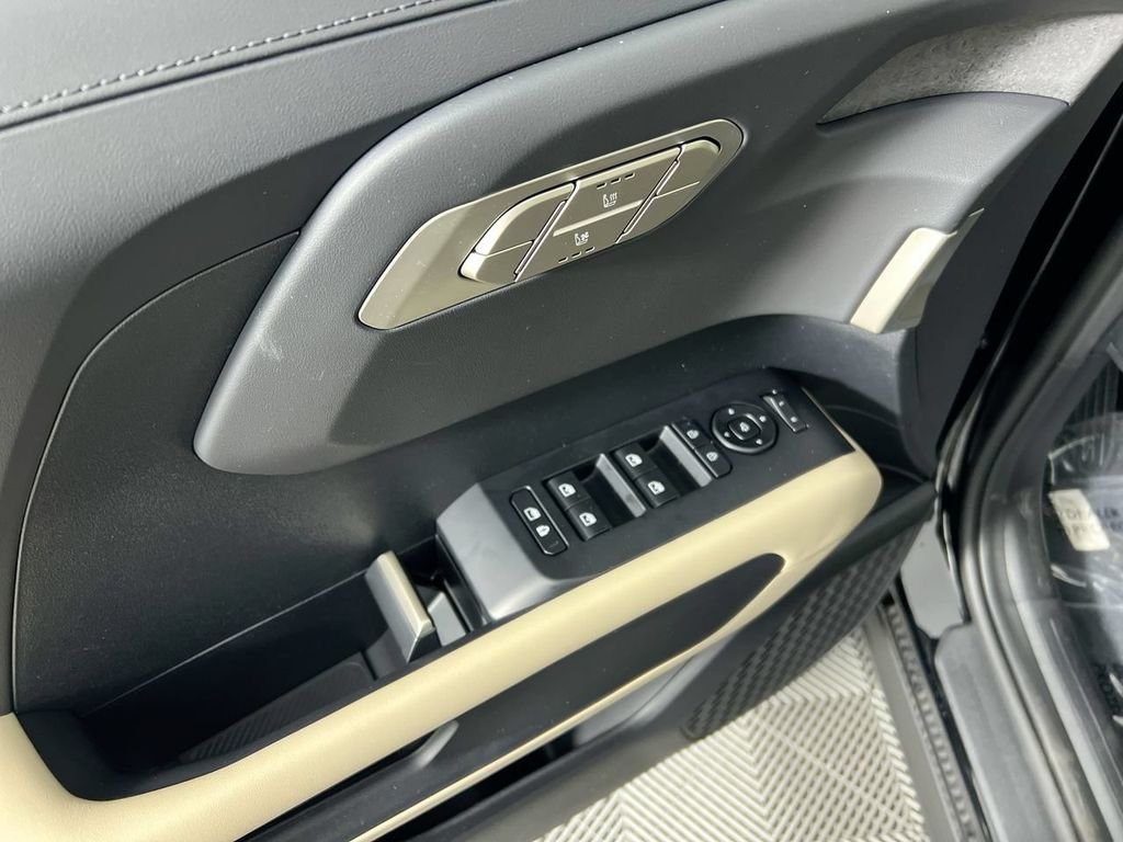 New 2027 Ebony Black Kia EX image 14