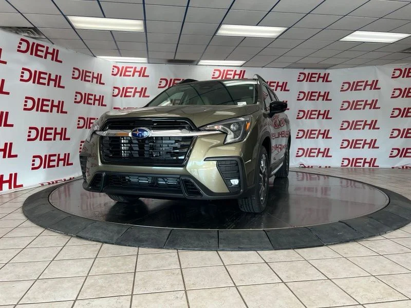 New 2026 AUTUMN GREEN METALLIC Subaru Limited 8-Passenger image 3