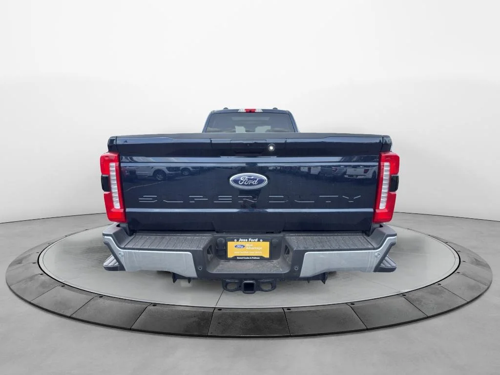 Used 2025 Antimatter Blue Metallic Ford LARIAT image 9